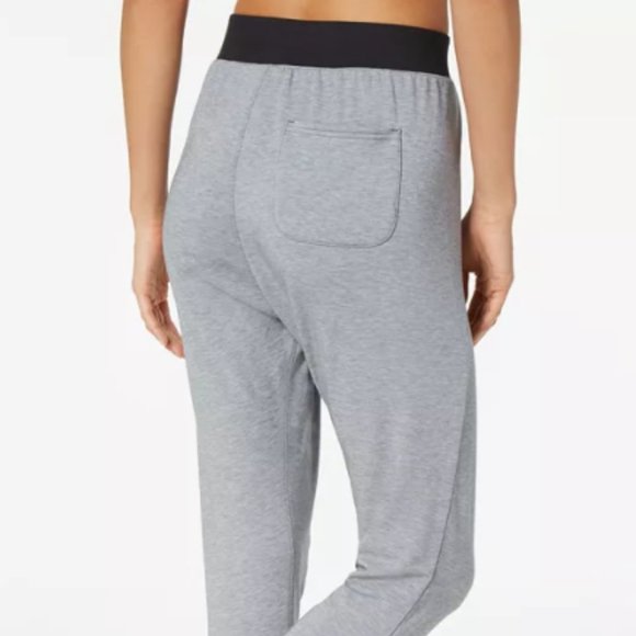 Under Armour Modal Tapered Slouch Pants Style# 1318415 - Gray, Size XS - Picture 7 of 16